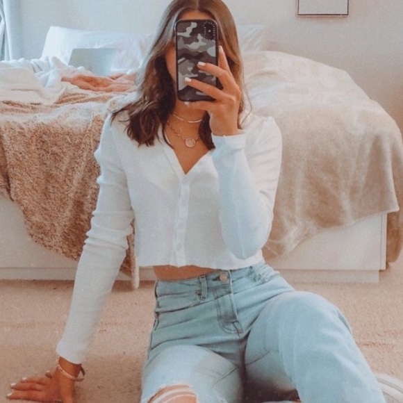 ONE LEFT!! back to school outfit muster box - Picture 1 of 10